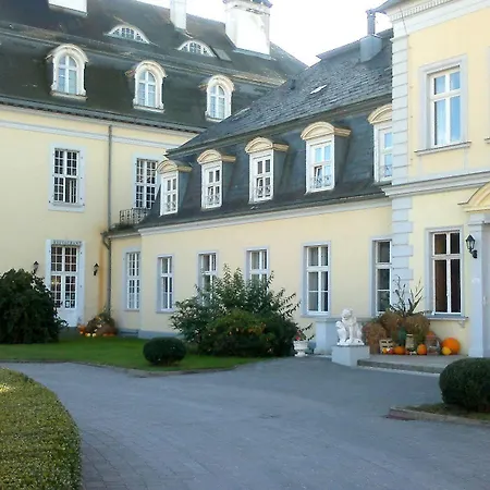 Schloss Hotel 4*